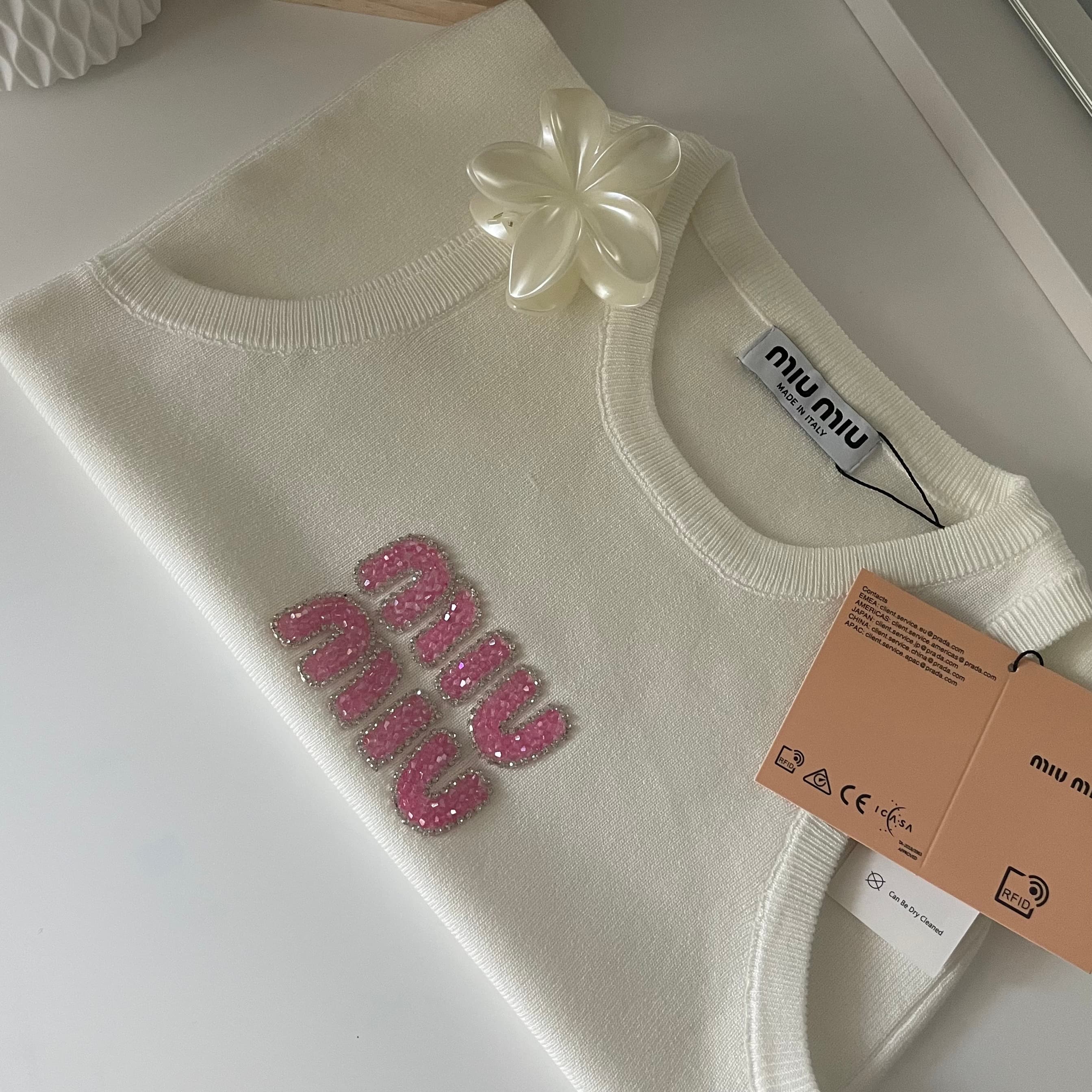 Top à Paillettes Roses