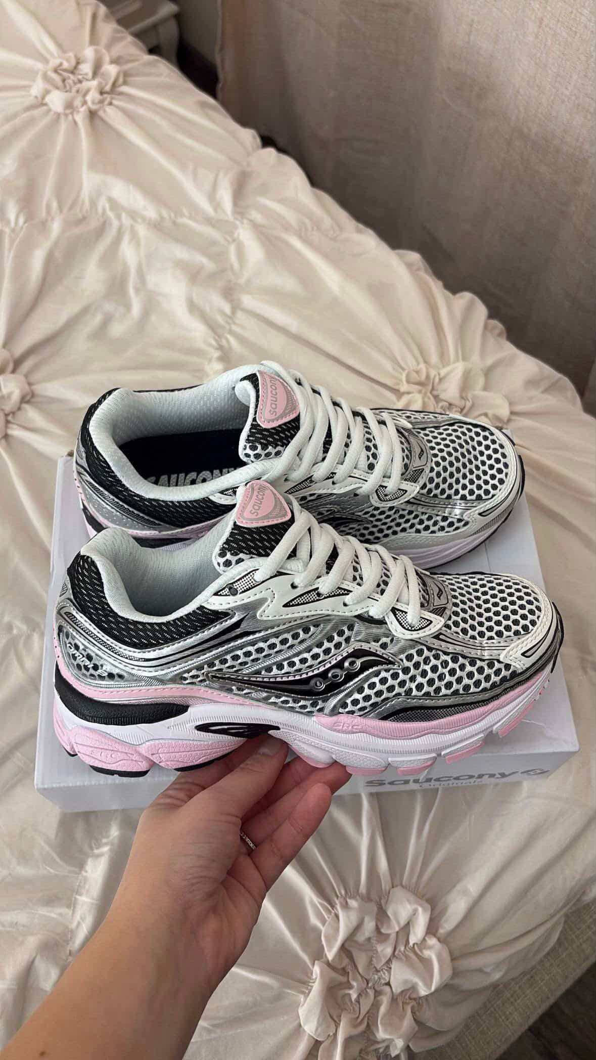 Paire Rose